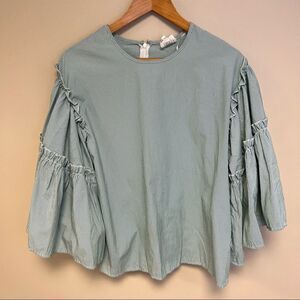 Anthropologie dRA  top with flare sleeve.  Size Sm